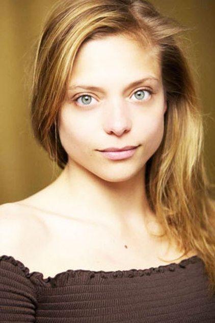 Lizzie Brocheré - Actor Profile Photo