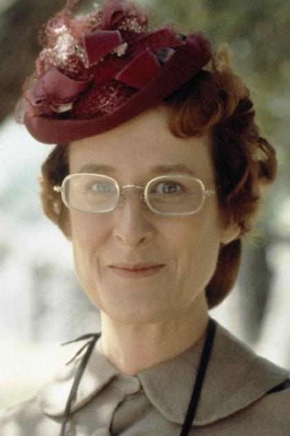 Lucy Lee Flippin - Actor Profile Photo