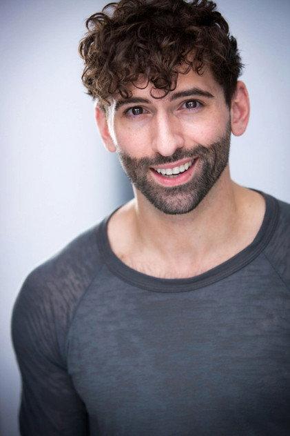 Kyle Roark - Actor Profile Photo