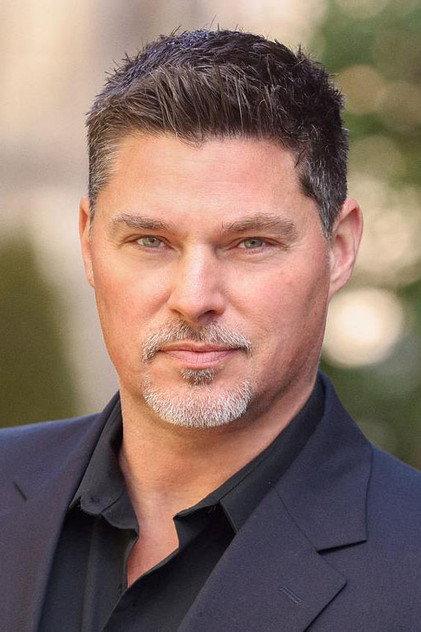 Shannon Gannon - Actor Profile Photo