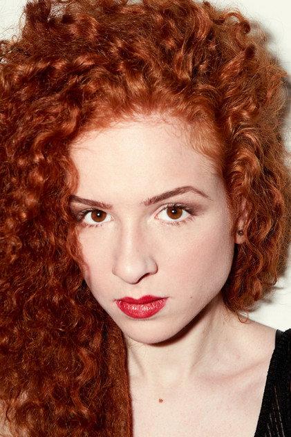 Sarah Hannemann - Actor Profile Photo