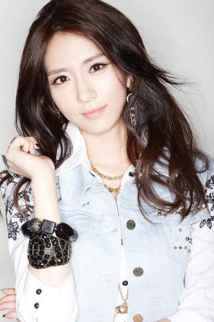 Lee Hyang-sook - Actor Profile Photo