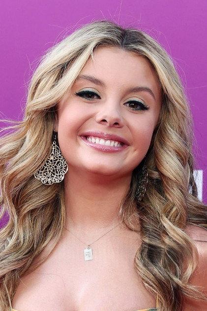 Mallory James Mahoney - Actor Profile Photo