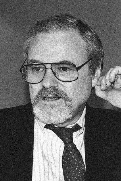 Alan J. Pakula - Actor Profile Photo