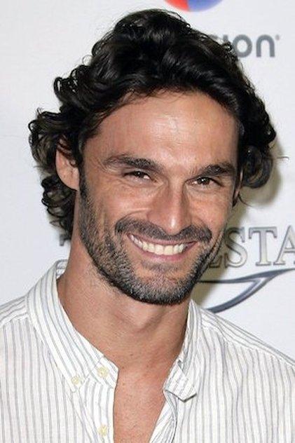 Iván Sánchez - Actor Profile Photo
