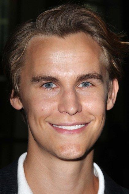 Rhys Wakefield - Actor Profile Photo