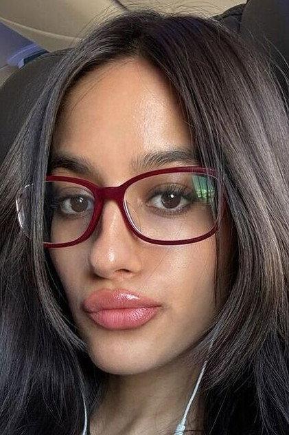 Aryaana Gandhi - Actor Profile Photo