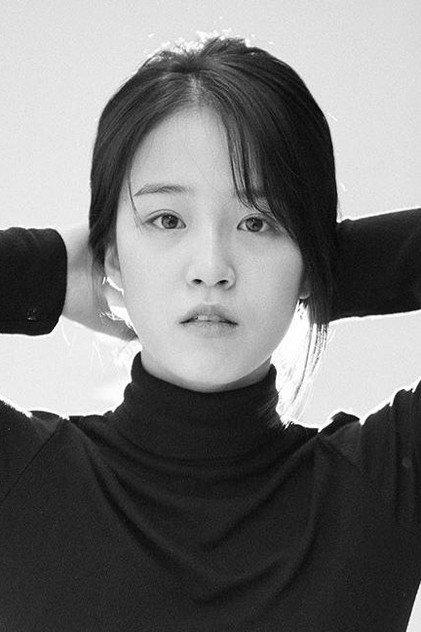Shin Gi-hwan - Actor Profile Photo