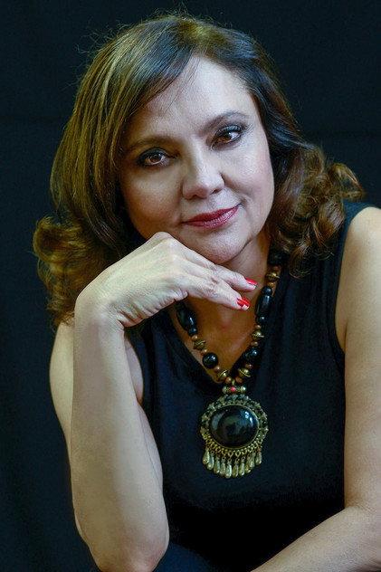 Perla de la Rosa - Actor Profile Photo