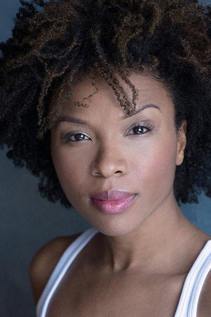 Jenny Brizard - Actor Profile Photo