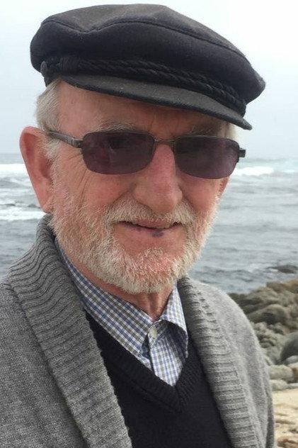 Douglas Hübner - Actor Profile Photo