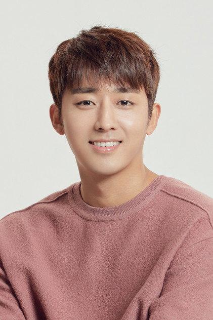 Son Ho-jun - Actor Profile Photo