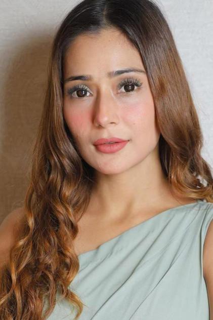 Sara Khan - Actor Profile Photo