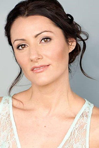 Ashleigh Dejon - Actor Profile Photo