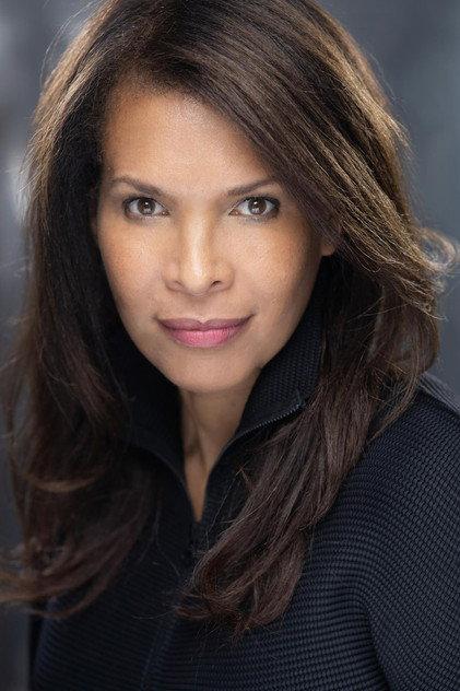 Danielle Lewis - Actor Profile Photo