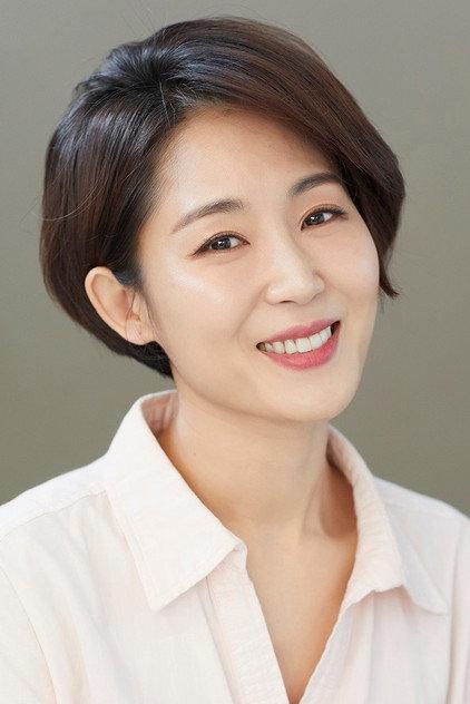 Son Ji-yoon - Actor Profile Photo