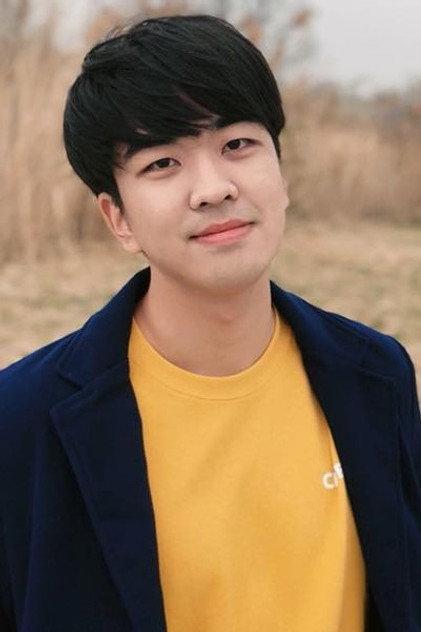 Kyutae Sim - Actor Profile Photo