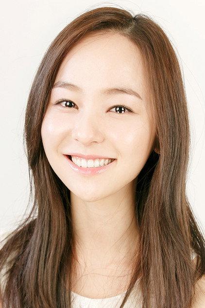 Lee Kyu-jung - Actor Profile Photo