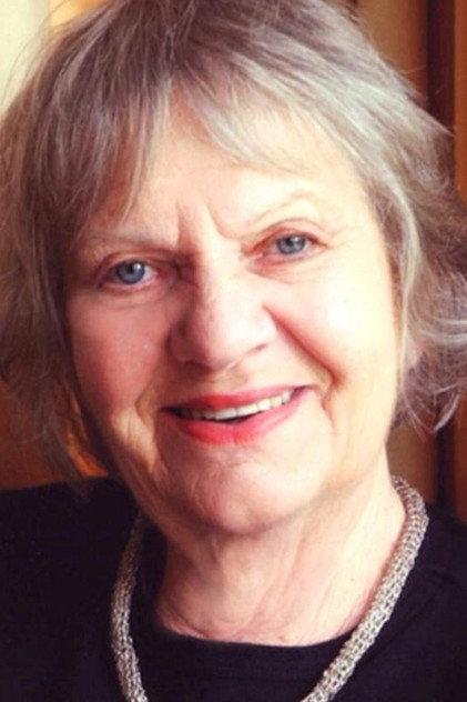 Elizabeth McRae - Actor Profile Photo