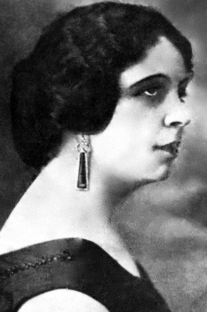Benita Puértolas - Actor Profile Photo