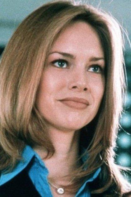 Heidi Schanz - Actor Profile Photo