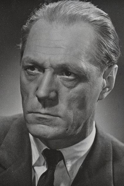 Uno Loit - Actor Profile Photo