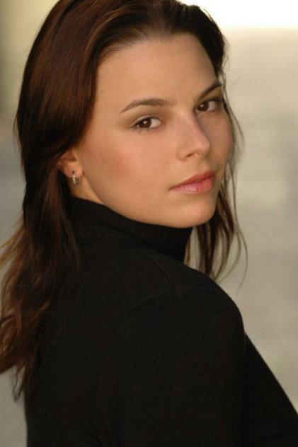 Zoe Simpson - Actor Profile Photo