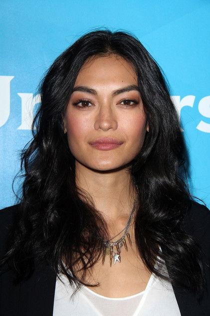 Florence Faivre - Actor Profile Photo