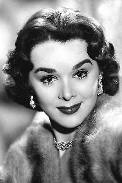 Suzanne Alexander - Actor Profile Photo