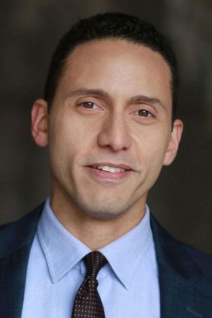 Elliot Villar - Actor Profile Photo