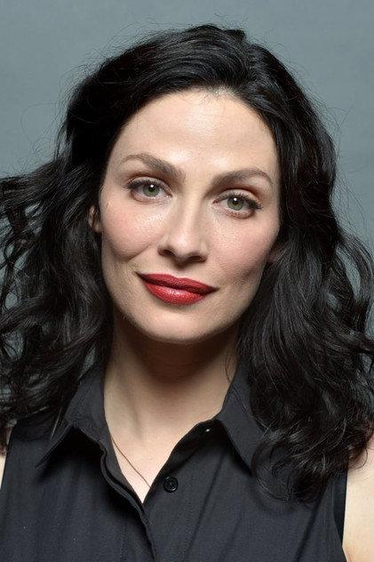 Joanne Kelly - Actor Profile Photo