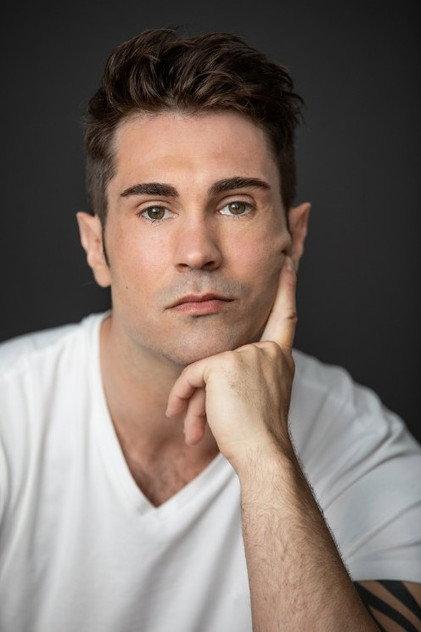 Guewen Saulnier - Actor Profile Photo