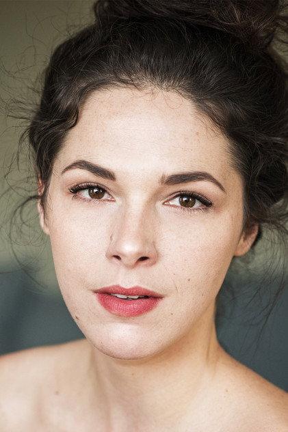 Sarah Scherer - Actor Profile Photo