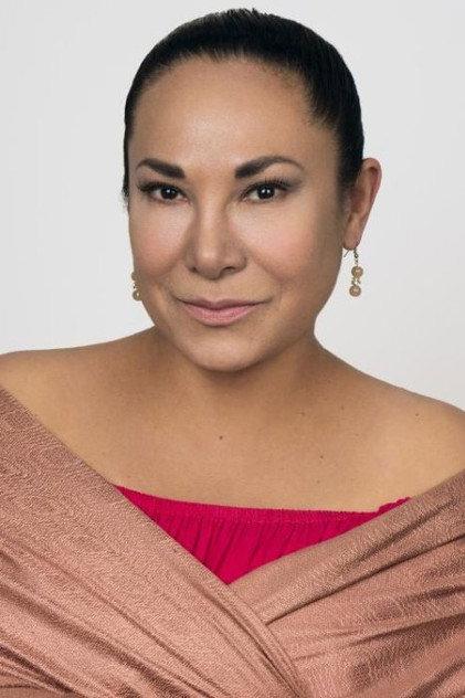 Lilian Tapia - Actor Profile Photo