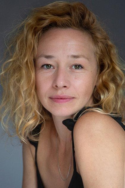 Ellie Piercy - Actor Profile Photo