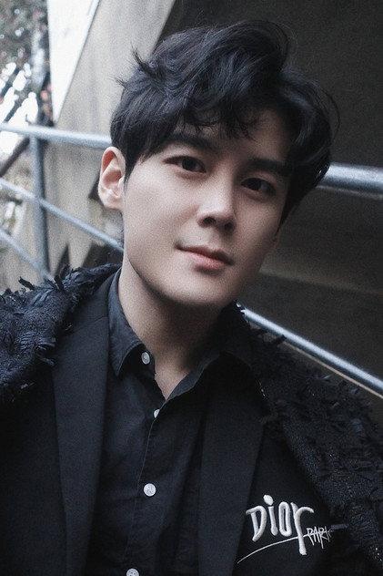 Liu Yan Kai - Actor Profile Photo