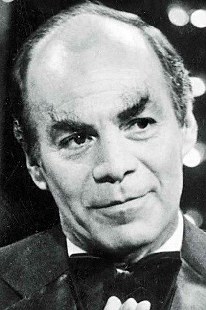 Manuel Valdés - Actor Profile Photo