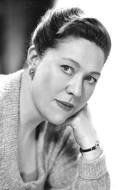 Peggy Mount - Actor Profile Photo
