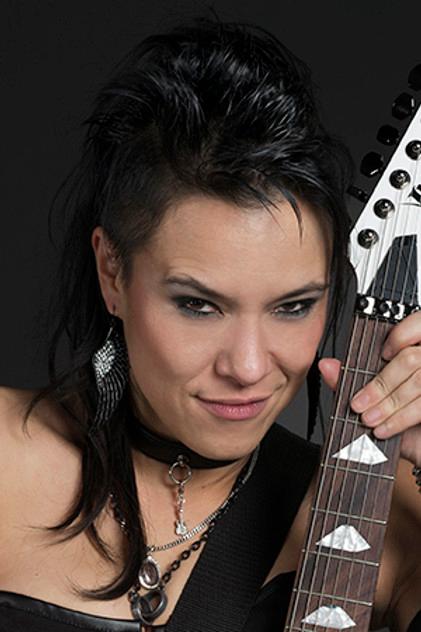 Jen Majura - Actor Profile Photo