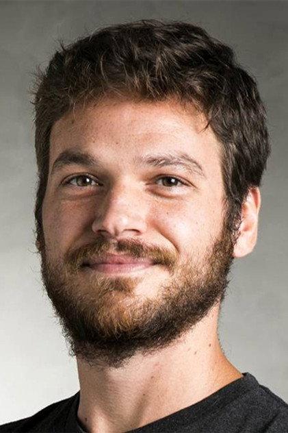 Emílio Dantas - Actor Profile Photo