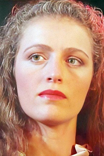 Nadine Hartstein - Actor Profile Photo