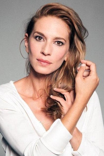 Laura Domínguez - Actor Profile Photo