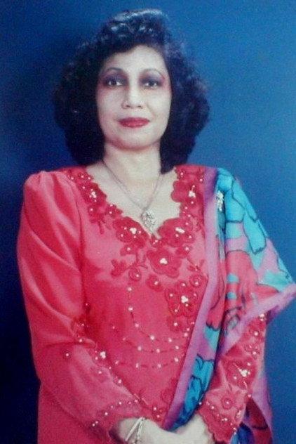 Julie Faridah - Actor Profile Photo
