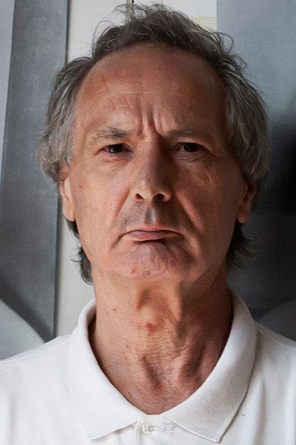 Ellis Donda - Actor Profile Photo