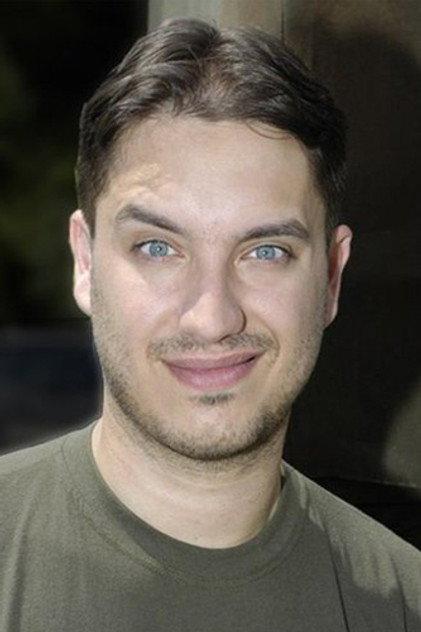 Jonas Talkington - Actor Profile Photo