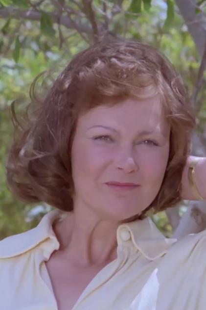 Kathrin Oginski - Actor Profile Photo