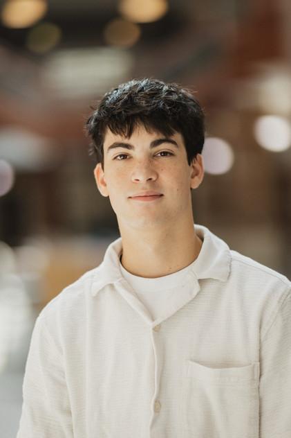 Quinn Mesnard - Actor Profile Photo