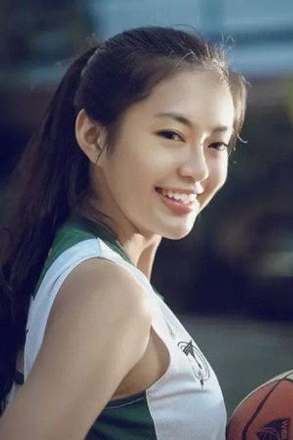 Vania Valencia - Actor Profile Photo