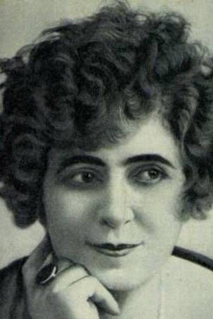 Renée Carl - Actor Profile Photo