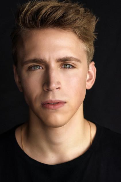 Zachary Loewen - Actor Profile Photo